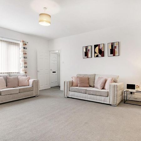 Elegantly 2-Bedroom In Ashington, Sleeps 3 Ashington  Exterior photo