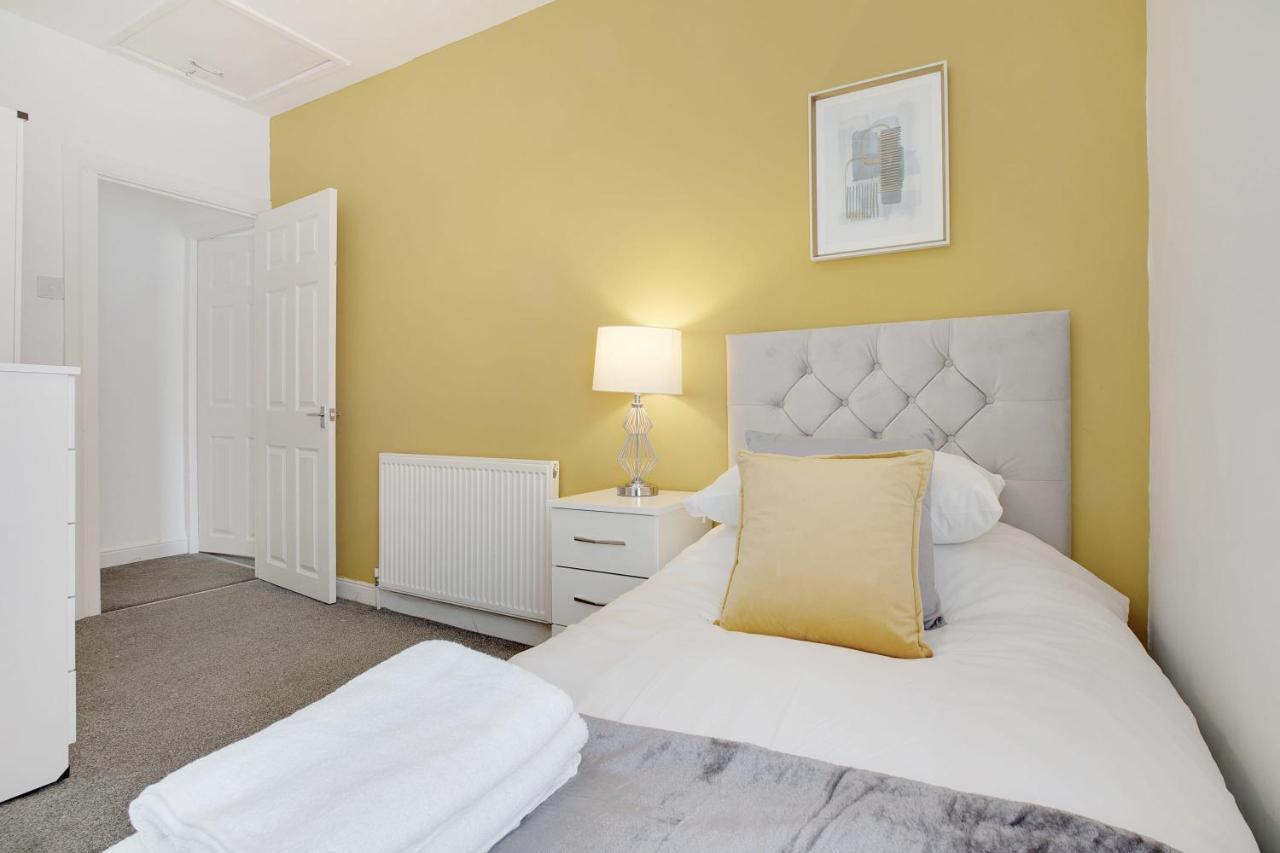 Elegantly 2-Bedroom In Ashington, Sleeps 3 Ashington  Exterior photo