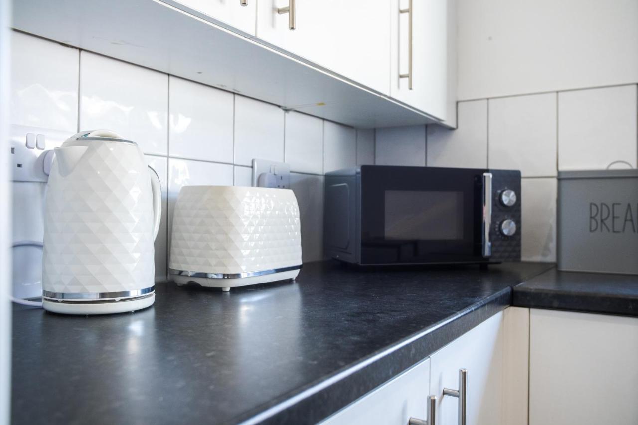 Elegantly 2-Bedroom In Ashington, Sleeps 3 Ashington  Exterior photo